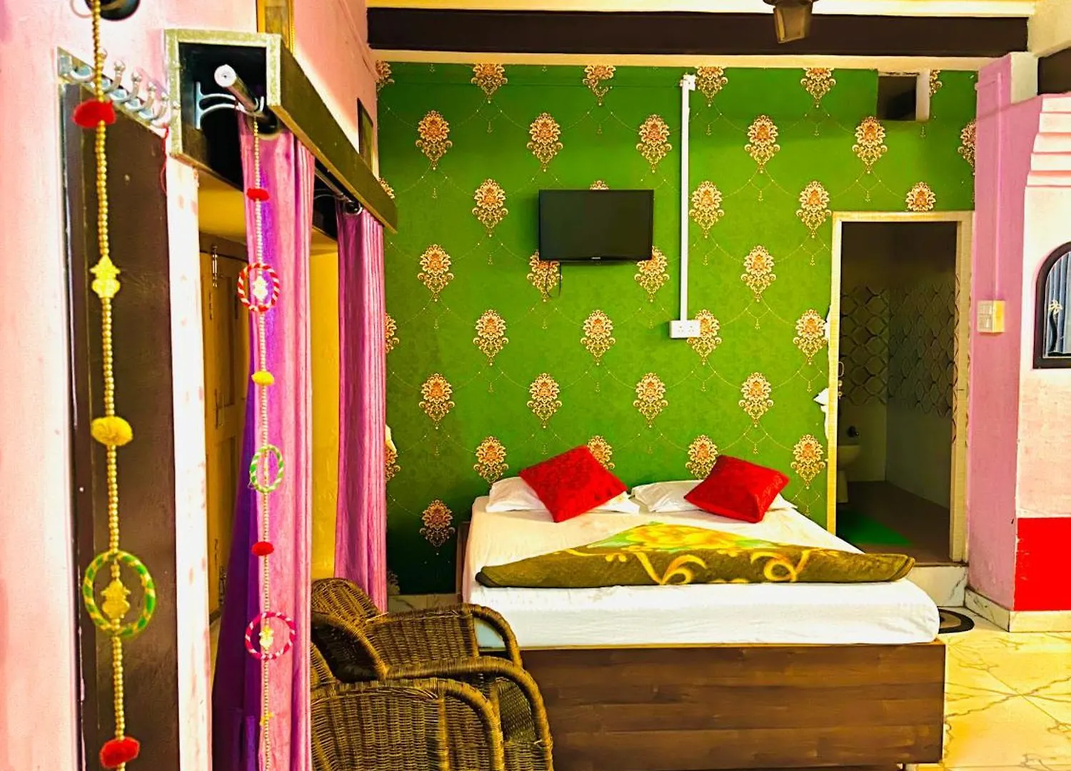 Apartment Home Stay Suraj Inn Varanasi India
