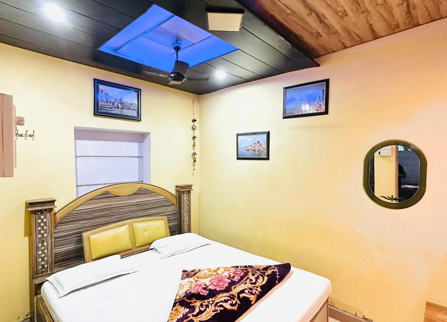 Home Stay Suraj Inn Varanasi